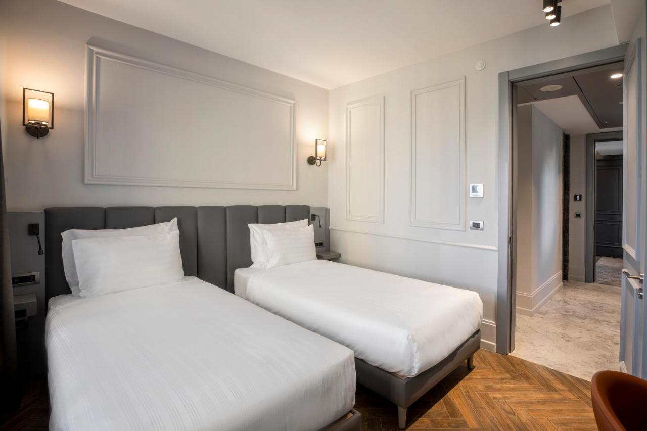 Wish More Hotel Sisli 이스탄불 외부 사진 A room at the hotel