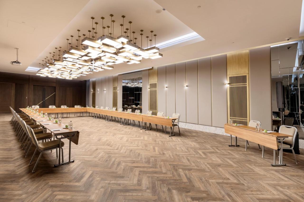 Wish More Hotel Sisli 이스탄불 외부 사진 The meeting room of the European Economic and Social Committee